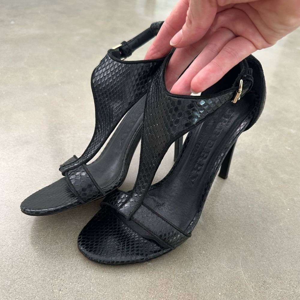 Burberry Prorsum Snakeskin Heels - Picture 5 of 11